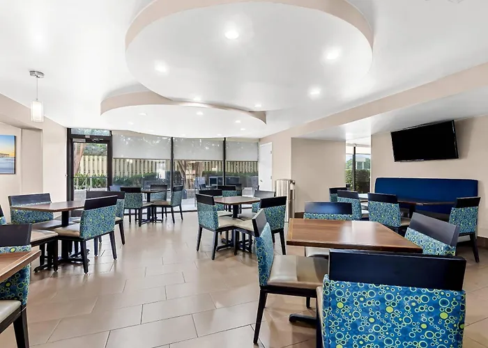 Comfort Inn University