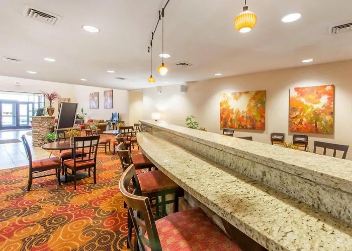 Comfort Suites Altoona North
