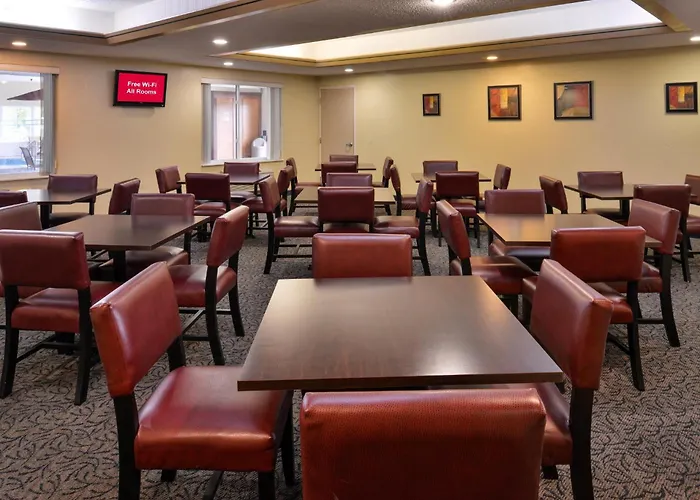 Red Roof Inn Sandusky - Milan