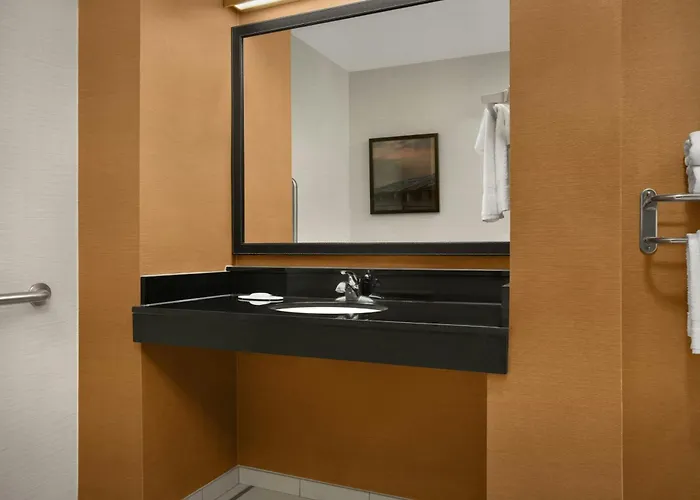 Fairfield Inn & Suites By Marriott New Castle