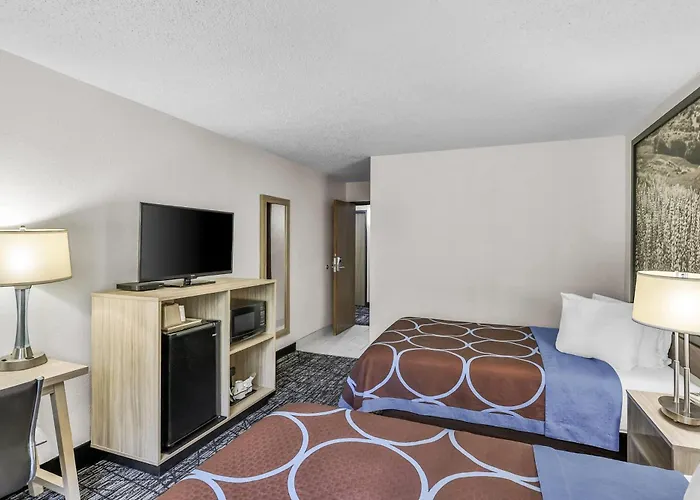 Super 8 By Wyndham East Stroudsburg - Poconos