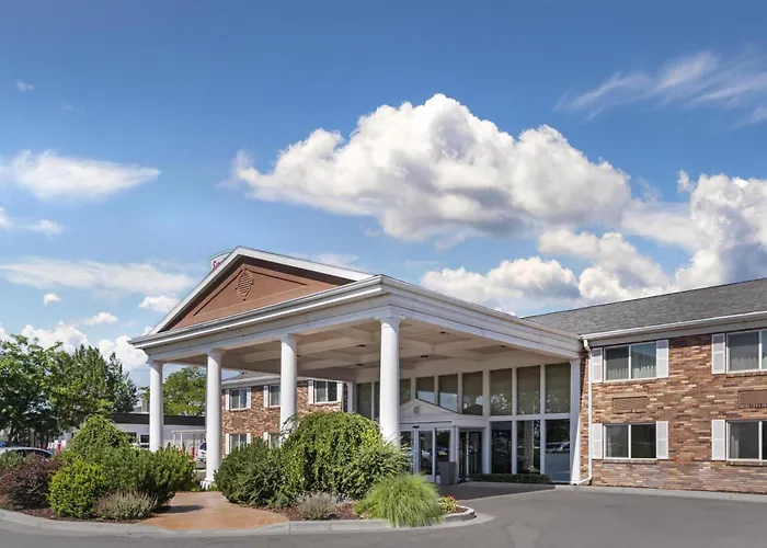 Best Western Plus Burley Inn & Convention Center