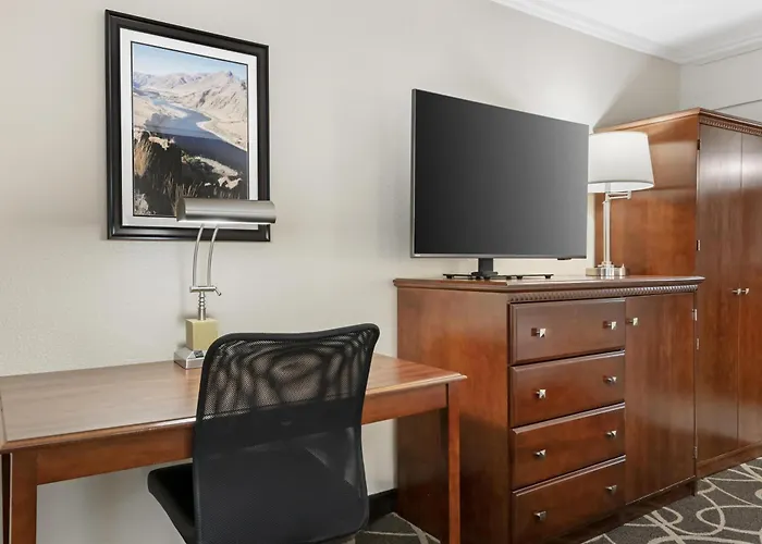 Best Western Plus Burley Inn & Convention Center