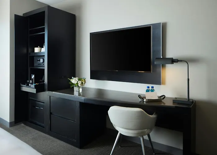 Archer Hotel Boston/Burlington