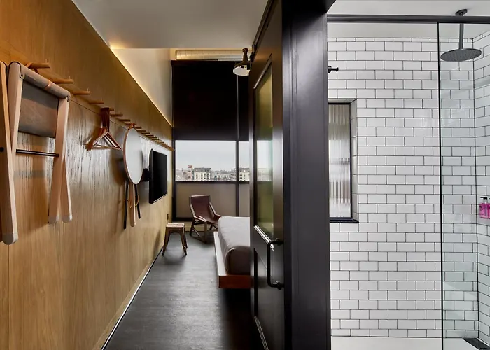 Moxy Minneapolis Uptown
