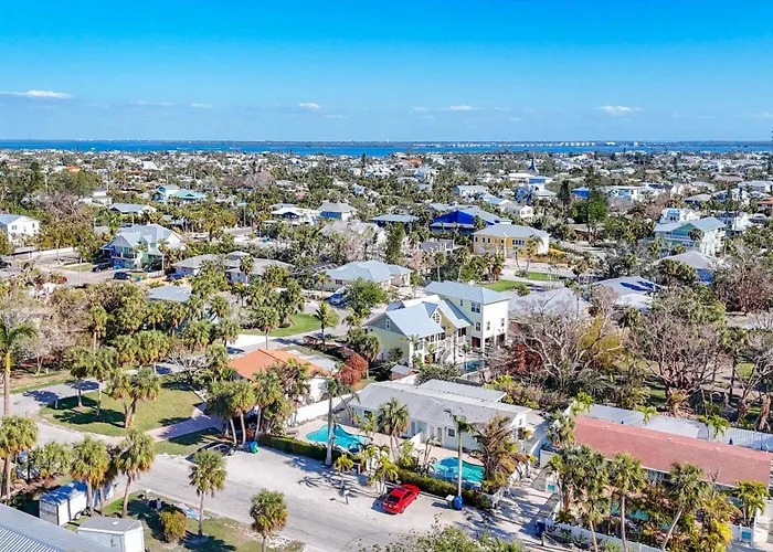 Blue Wave Villa East