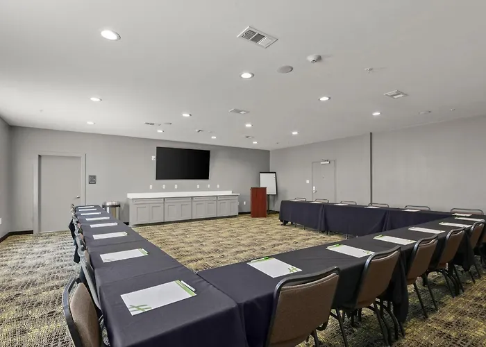 Holiday Inn Gonzales By Ihg