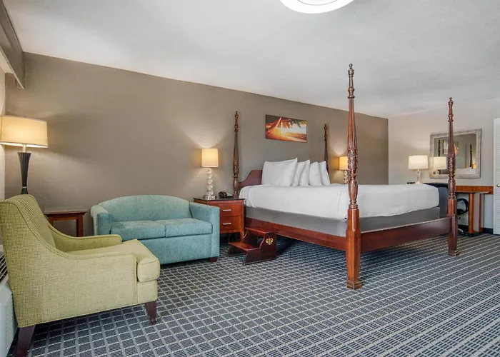 Surestay Plus Hotel By Best Western Greenwood