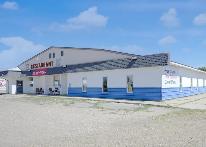 First Inn By Oyo Quinter Hwy 70