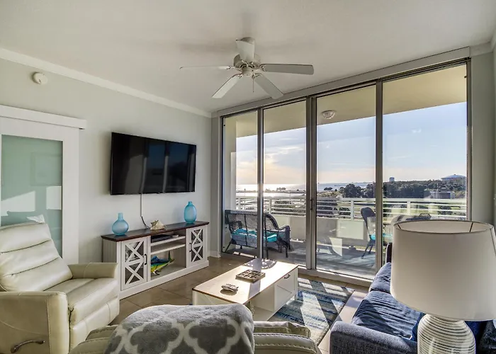 Beachside Biloxi Club Condo: Balcony W/ Ocean View