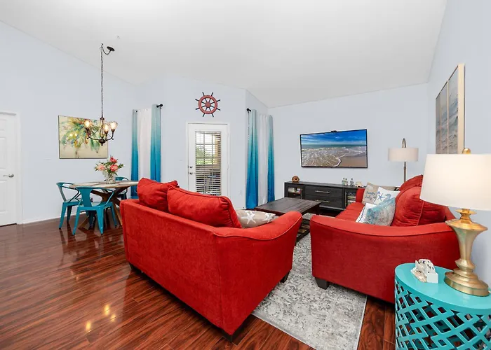 Gorgeous Condo, 2 Bedrooms, 2 Baths, With Pool, Minutes To Clearwater Beach