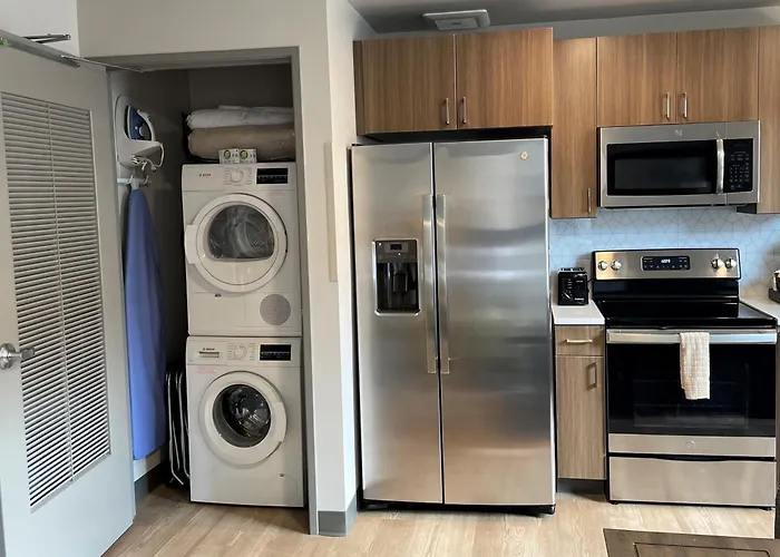 Riverfront Park Travel Apartments