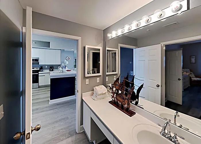 Navarre Beach Regency #105