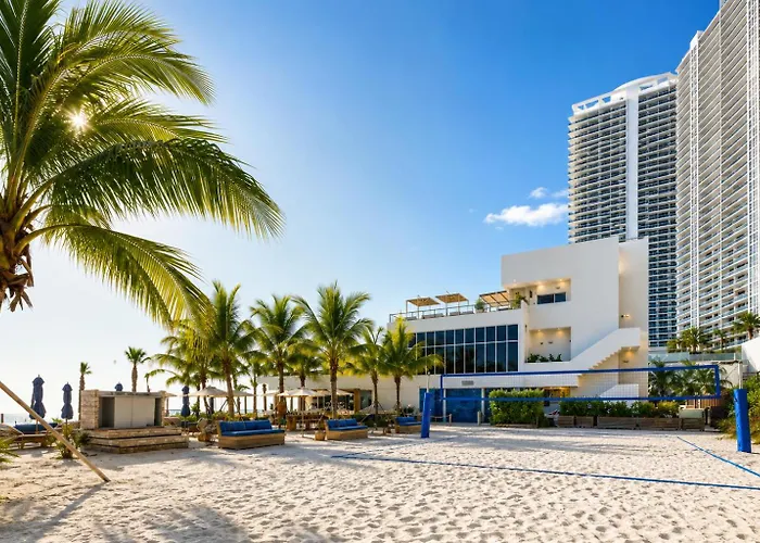 Extraordinary Oceanfront Condo - Heated Pool, Gym And Game Room - Hollywood Beach