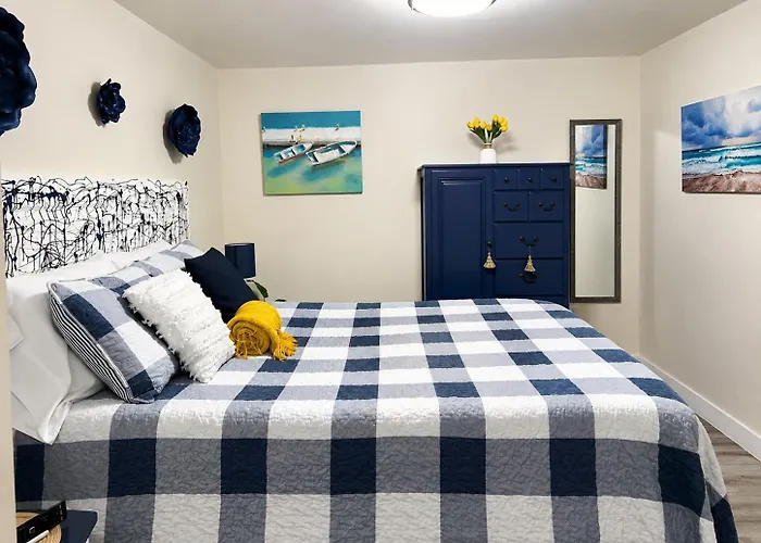 Miami Chic Studio Gateway For 2 Near Little Havana