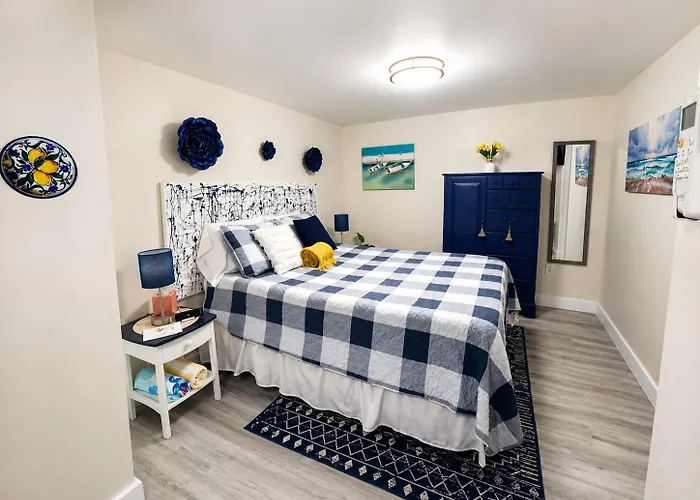 Little Havana Apartment With Patio Free Parking Near Airport
