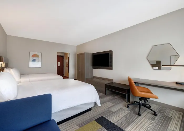 Holiday Inn Express & Suites - Glendale Downtown