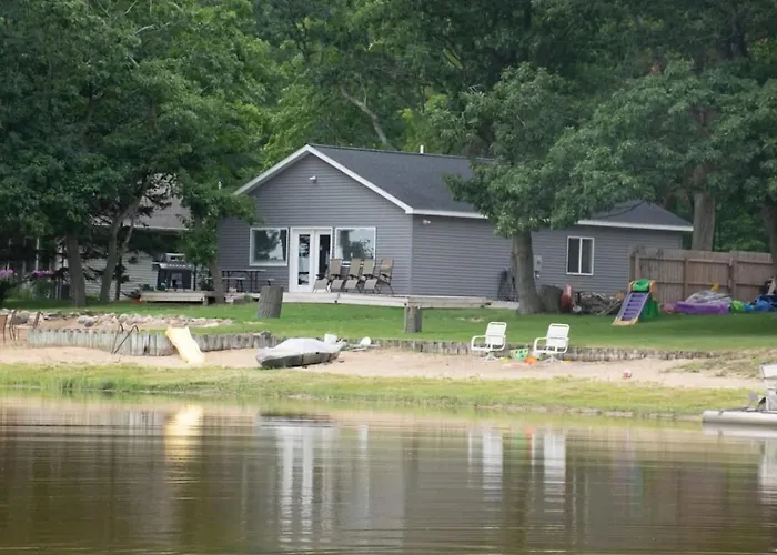 Cozy Home Lake Huron II