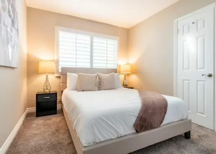 Encinitas Gem - Walk To Downtown & Beaches, Hot Tub
