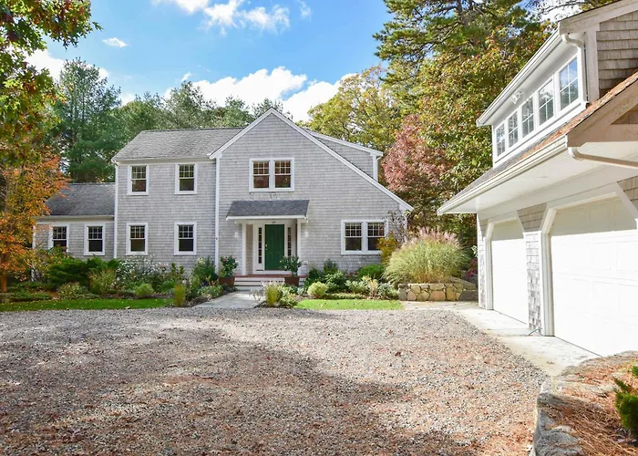 Perfectly Private Location W Deeded Beach Access