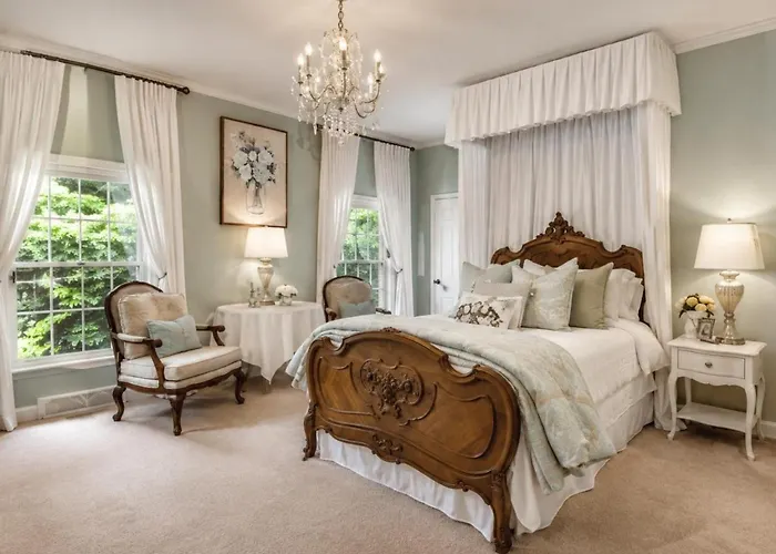 Historic Mansion-Magnolia Suite