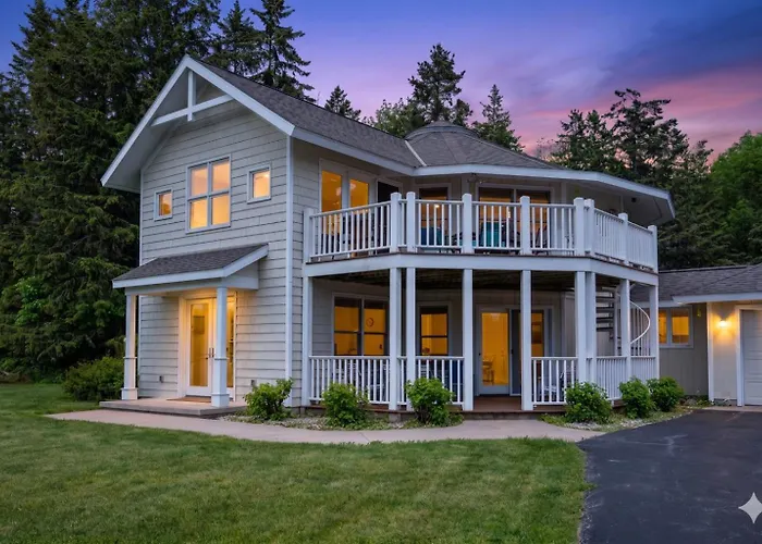 The Goat And Cherry- Cozy Retreat, Hot Tub, Fire Pit, Arcade Fun & Dogs!