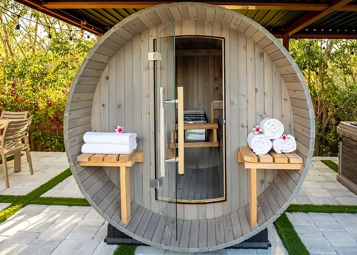 Velvet Bloom Bubbling Spa Retreat With Sauna & Jacuzzi
