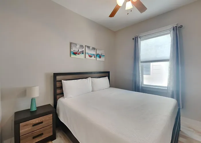 Prominence North #54A - Barefoot Bungalow