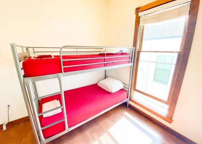 International Travelers House Downtown San Diego - Adults Only