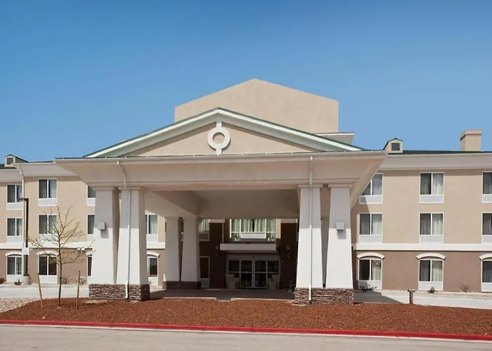 Holiday Inn Express Hotel & Suites Lamar By Ihg