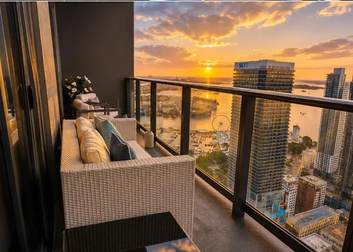 49Th Floor Penthouse Skyline Views Pool , Gym And Spa