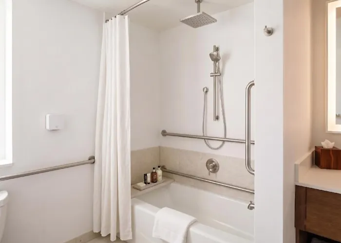Best Western Plus Boston Hotel