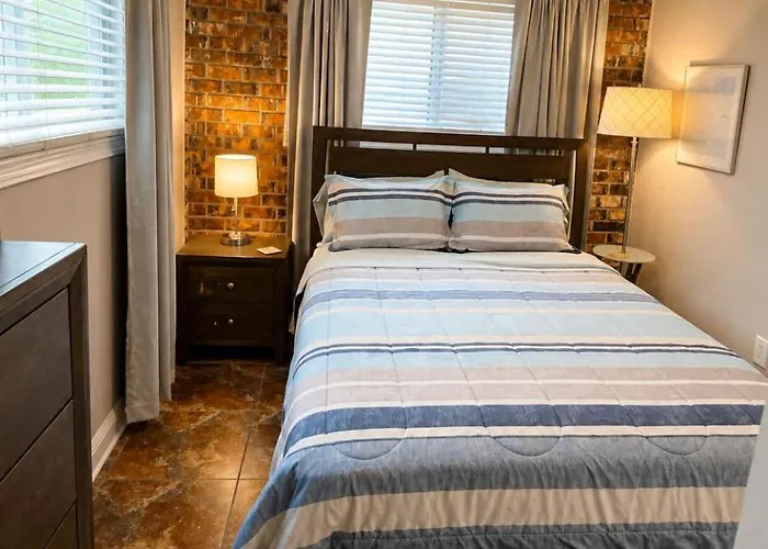 Lsu - Pool - Desk - Bedroom Tv - Parking - Gated