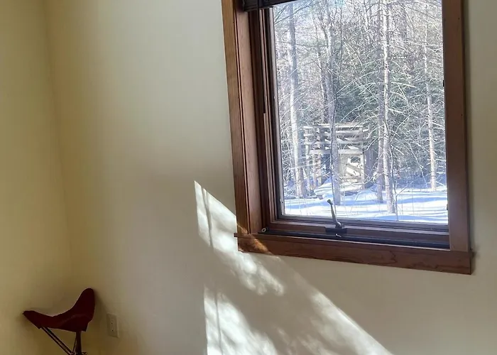 The Robert Frost Trail Lodge