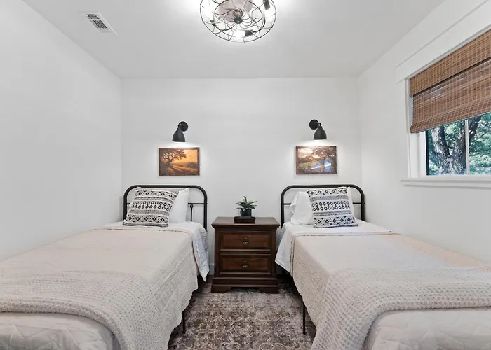 Bluebonnet Cottage