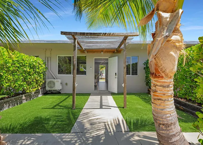 2 Waterfront Key Largo Studio Fish & Relax