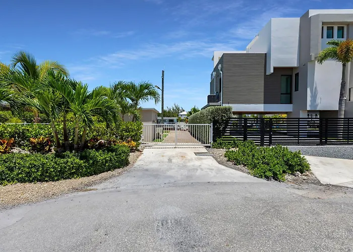 2 Waterfront Key Largo Studio Fish & Relax