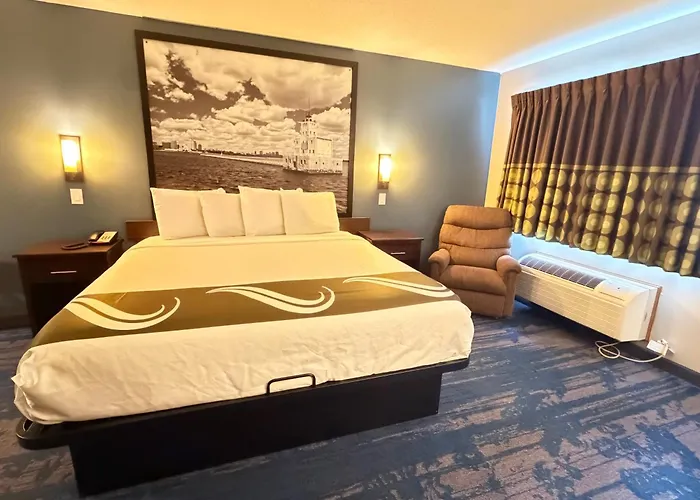 Northwood Inn - Prairie Du Chien