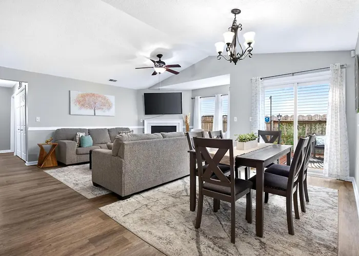 Beautiful Home In Chesapeake