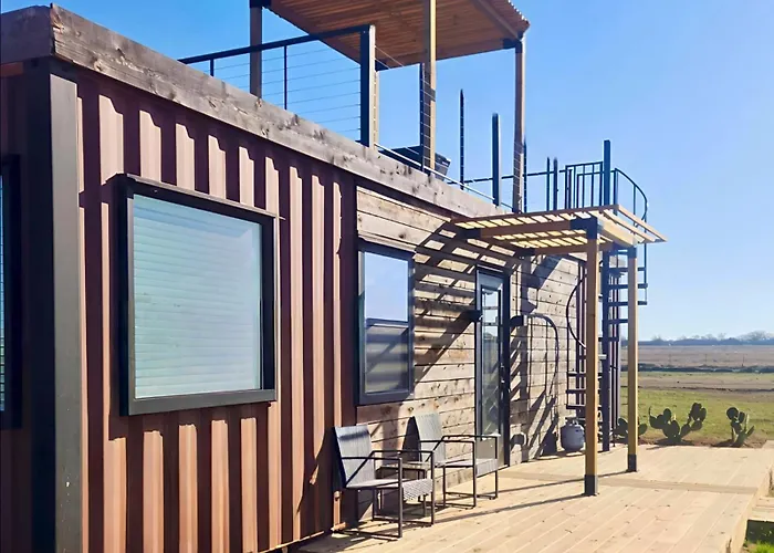 Hill Country Container Home Rooftop Deck & Pool