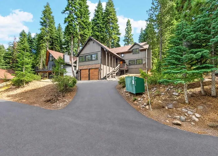 The Seasons - Tahoe - 4Bdr Cabin