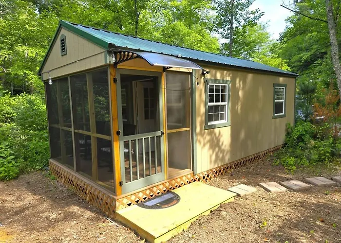 Cozy Warm Creekside Escape W Wifi & Hot Shower