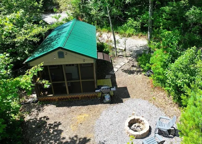 Cozy Warm Creekside Escape W Wifi & Hot Shower