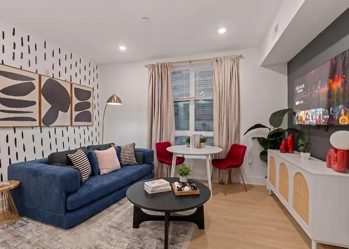 Modern 1 Bedroom Apartment Near Center City & University City