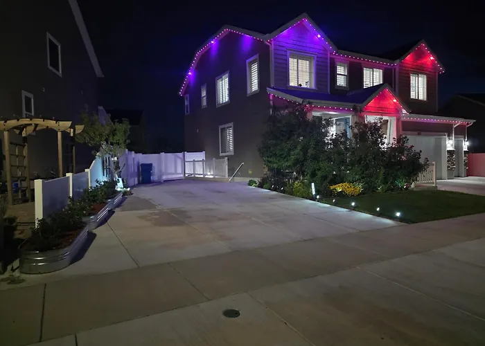 Private Basement 1Mi Uvu 3 Parking