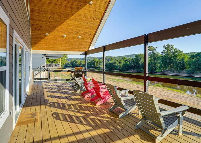Ozarks Escape W/ River Views & Fire Pit