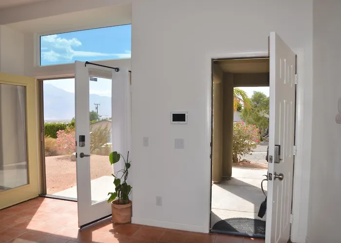 Private Mineral Spa With Mountain Views An Outdoor Theatre By Palm Springs