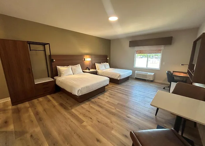 @Home By Best Western Mcdonough Atlanta South