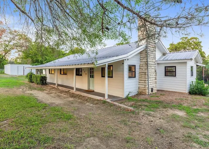 Lake Whitney | 2 Homes, Hot Tub, Sleeps 12