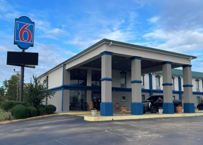 Motel 6 Canton, Ms